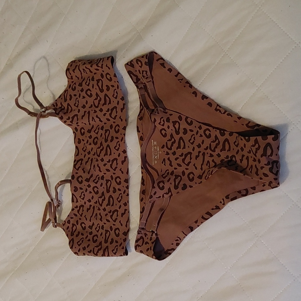 Never worn bra/ panty set
